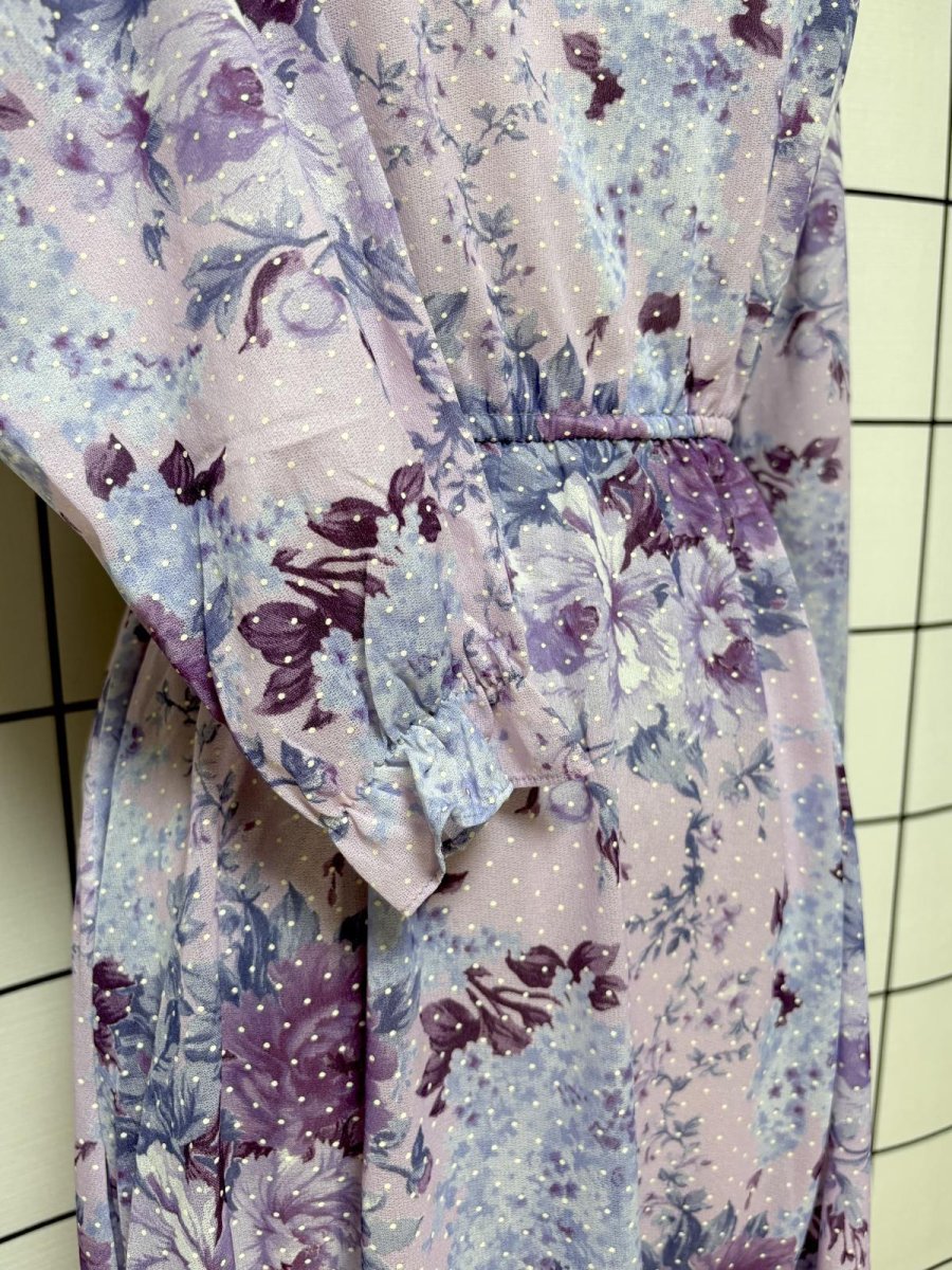 画像7: ドット 花柄 フリル 首元リボン ウエストゴム レトロ USA古着 ヴィンテージワンピース (7)