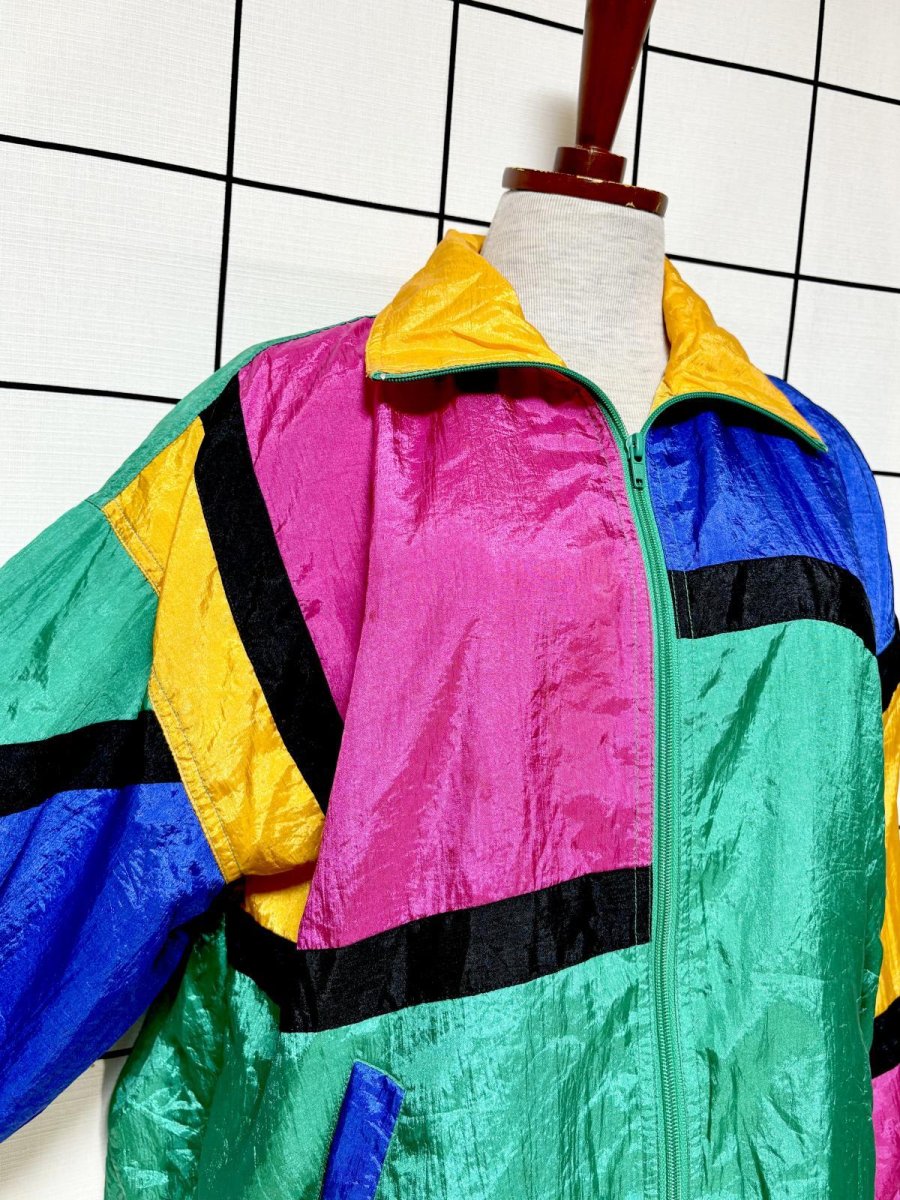 画像6: マルチカラー ハイネック ジップアップ USA古着 ジャンパー ブルゾン ヴィンテージナイロンジャケット (6)