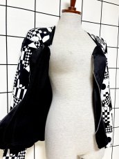 画像8: 幾何学模様 モノクロ ジップアップ レトロ USA古着 ヴィンテージジャケット (8)