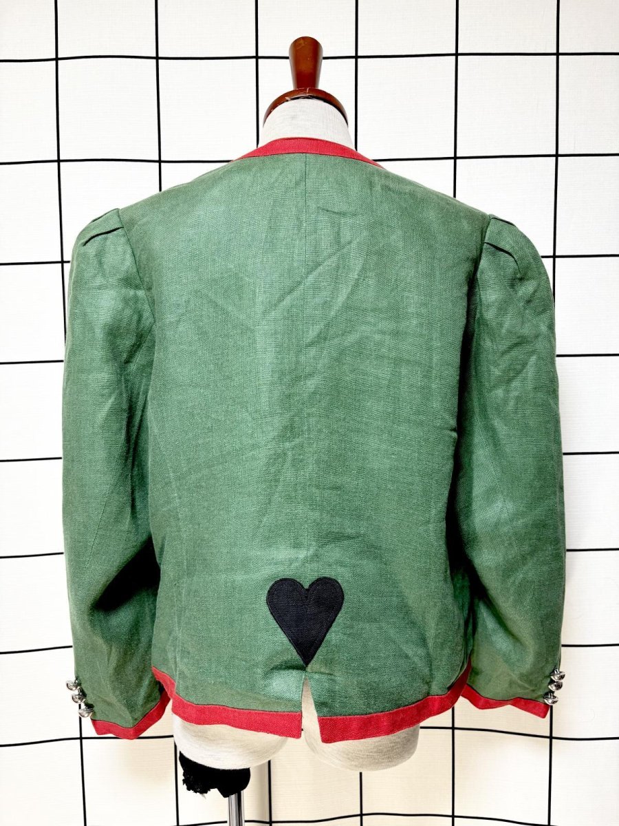 画像2: オーストリア製 Austria リネン パフスリーブ ノーカラー ハートパッチ ディアンドル チロルジャケット ドイツ民族衣装 舞台 演劇 演奏会 フォークダンス オクトーバーフェスト (2)