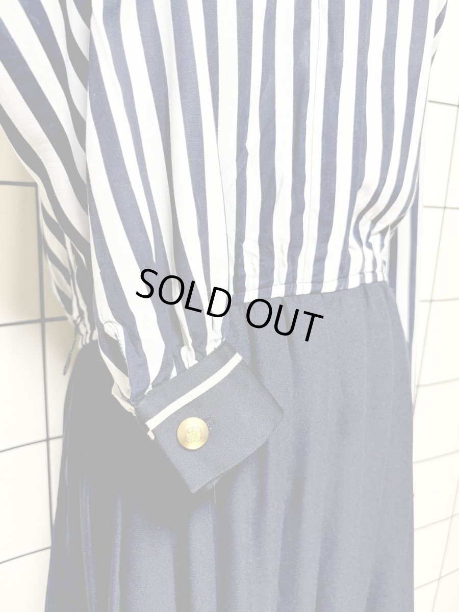 画像7: ストライプ プリーツ切り替え ネイビー ウエストゴム レトロ USA古着 ヴィンテージワンピース (7)