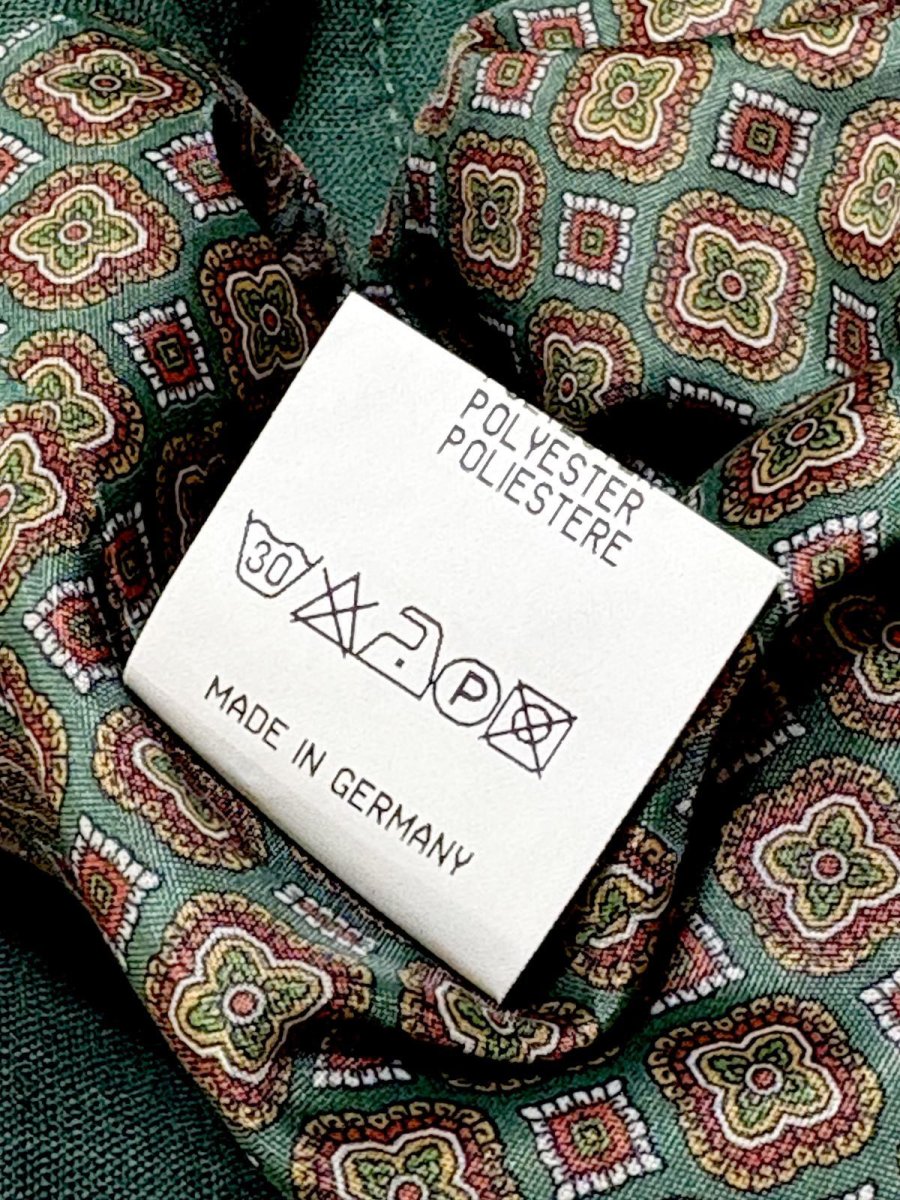 画像17: ドイツ製 Germany リネン混紡 ウッド調ボタン ノーカラー ディアンドル チロルジャケット ドイツ民族衣装 舞台 演劇 演奏会 フォークダンス オクトーバーフェスト (17)