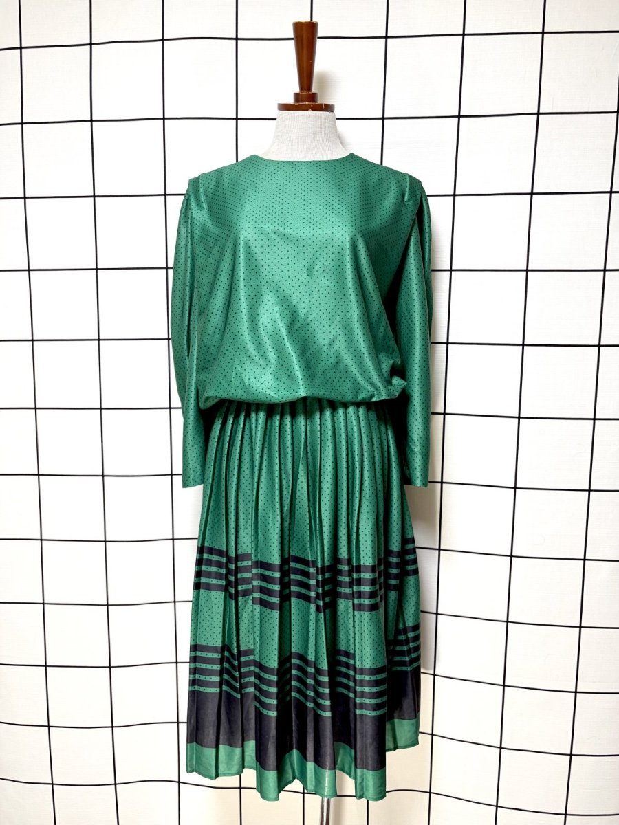 画像1: プリーツ切り替え グリーン ドット ボーダー ウエストゴム レトロ USA古着 ヴィンテージワンピース (1)