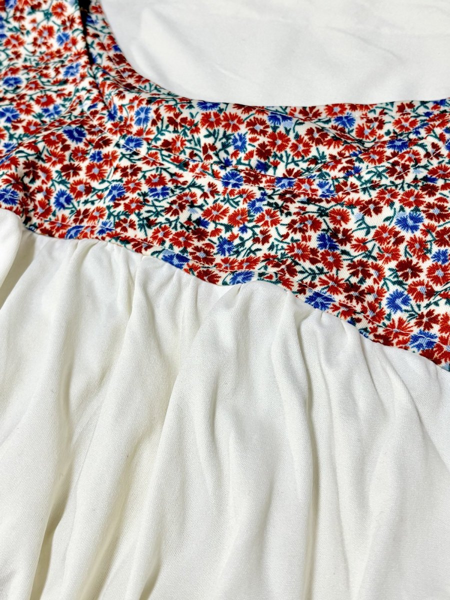 画像11: 花柄 ホワイト 切り替えウエストゴム ノースリーブ レトロ USA古着 ヴィンテージワンピース (11)