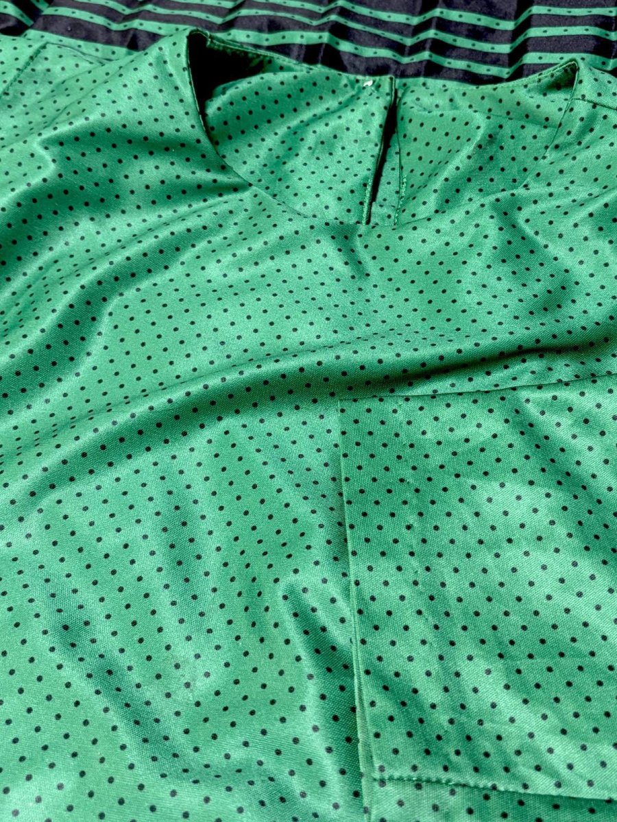 画像10: プリーツ切り替え グリーン ドット ボーダー ウエストゴム レトロ USA古着 ヴィンテージワンピース (10)