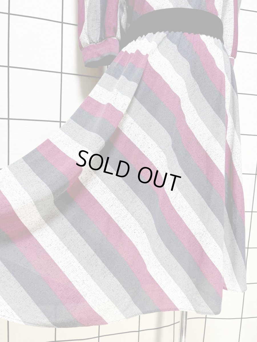 画像11: リボンベルト付 ストライプ ウエストゴム レトロ 長袖 USA古着 ヴィンテージワンピース  (11)