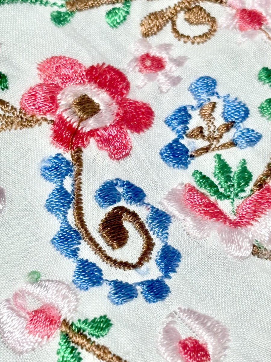画像10: お花刺繍 袖にも刺繍 ダブルリボン レトロ ヨーロッパ古着 ヴィンテージチュニックブラウス (10)