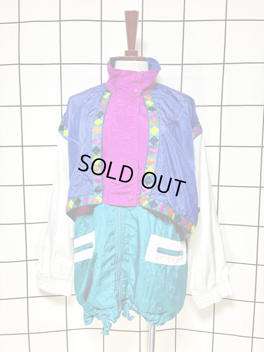 画像1: ダイヤ柄 ジップアップ レトロ USA古着 ブルゾン ジャンパー ヴィンテージナイロンジャケット (1)