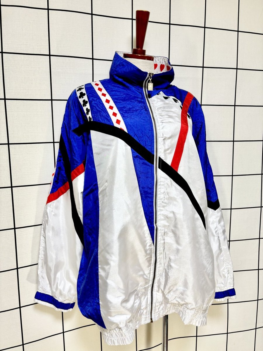 画像4: トランプ柄 希少 オーバーサイズ ジップアップ USA古着 ブルゾン ジャンパー ヴィンテージナイロンジャケット (4)