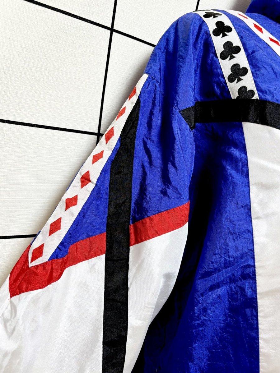 画像8: トランプ柄 希少 オーバーサイズ ジップアップ USA古着 ブルゾン ジャンパー ヴィンテージナイロンジャケット (8)