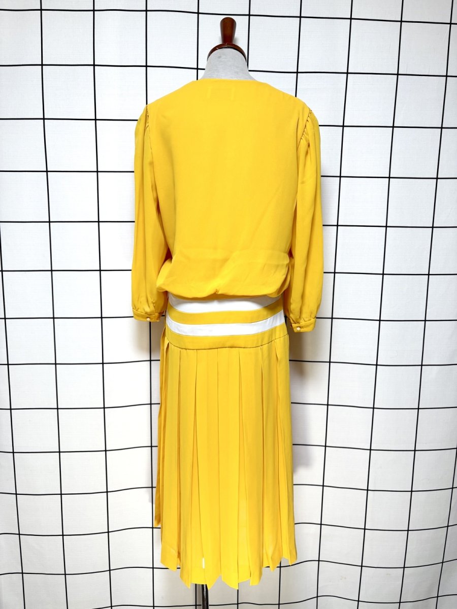 画像2: プリーツ切り替え ボーダー イエロー ホワイト レトロ USA古着 ヴィンテージワンピース (2)