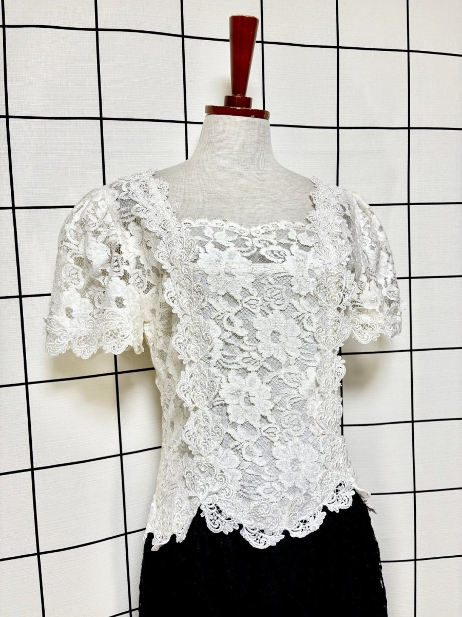 画像4: 贅沢な総レース パーティースタイルにおすすめ ホワイト ブラック クラシカル レトロ ヨーロッパ古着 ヴィンテージドレス (4)