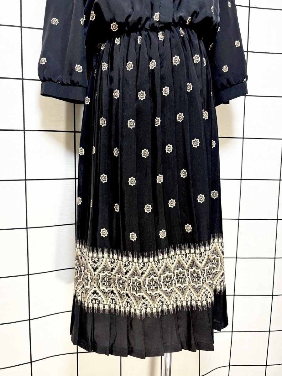 画像7: プリーツ切り替え ブラック UNIONMADE ウエストゴム レトロ USA古着 ヴィンテージワンピース (7)