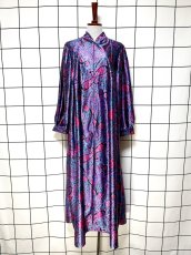 画像1: レトロサイケ ペイズリー 花柄 フロントジッパー USA古着 ヴィンテージワンピース (1)