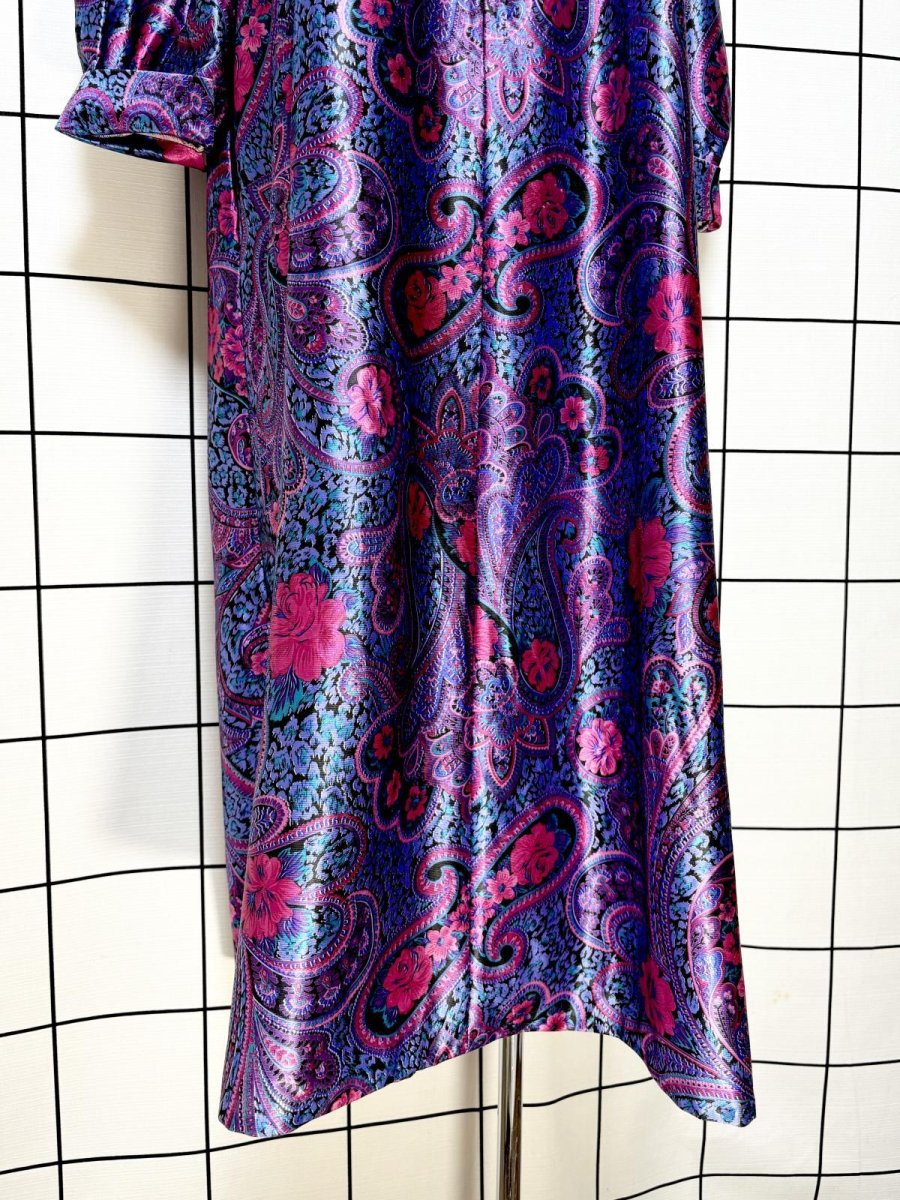 画像9: レトロサイケ ペイズリー 花柄 フロントジッパー USA古着 ヴィンテージワンピース (9)