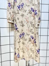 画像9: 首元リボン 花柄 ウエストゴム レトロ USA古着 ヴィンテージワンピース (9)