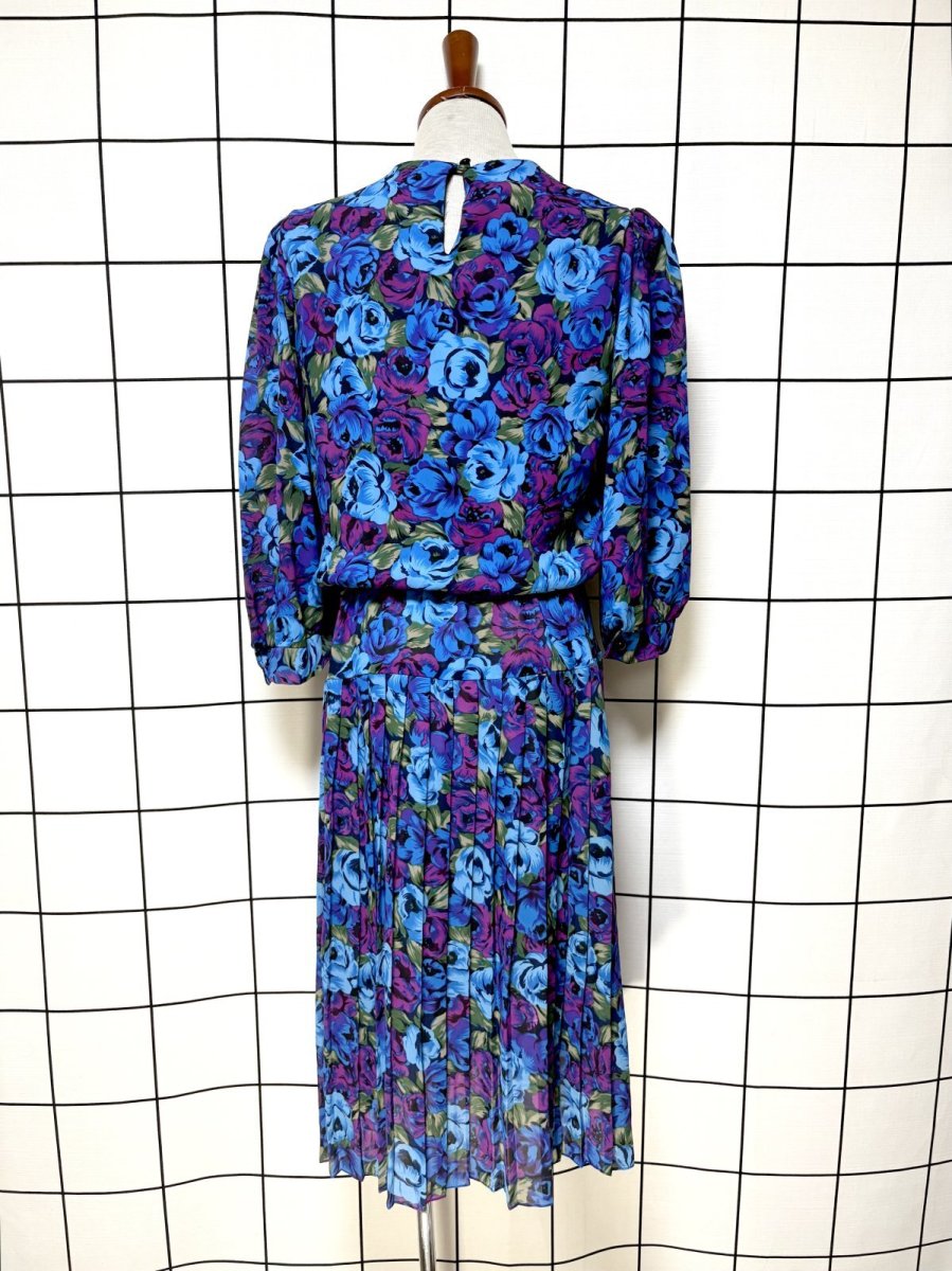 画像2: プリーツ切り替え 花柄 総柄 ウエストゴム レトロ USA古着 ヴィンテージワンピース (2)