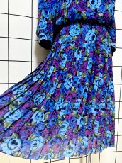 画像10: プリーツ切り替え 花柄 総柄 ウエストゴム レトロ USA古着 ヴィンテージワンピース (10)