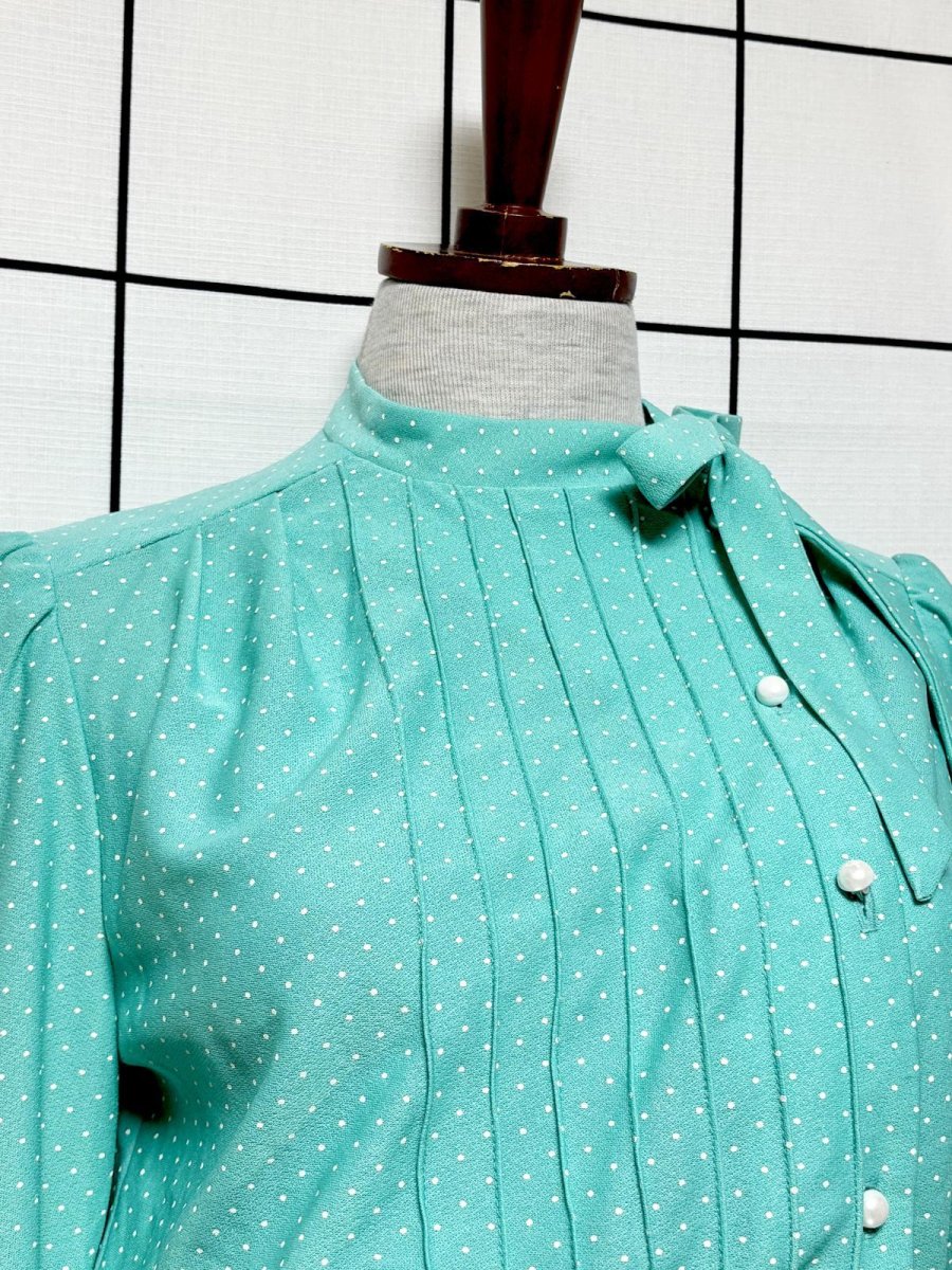 画像6: ドット 首元リボン フロントタック ウエストゴム レトロ USA古着 ヴィンテージワンピース (6)
