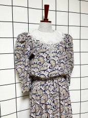 画像4: ペイズリー レース襟 ウエストゴム ビッグカラー レトロ Guatemala 古着 ヴィンテージワンピース (4)