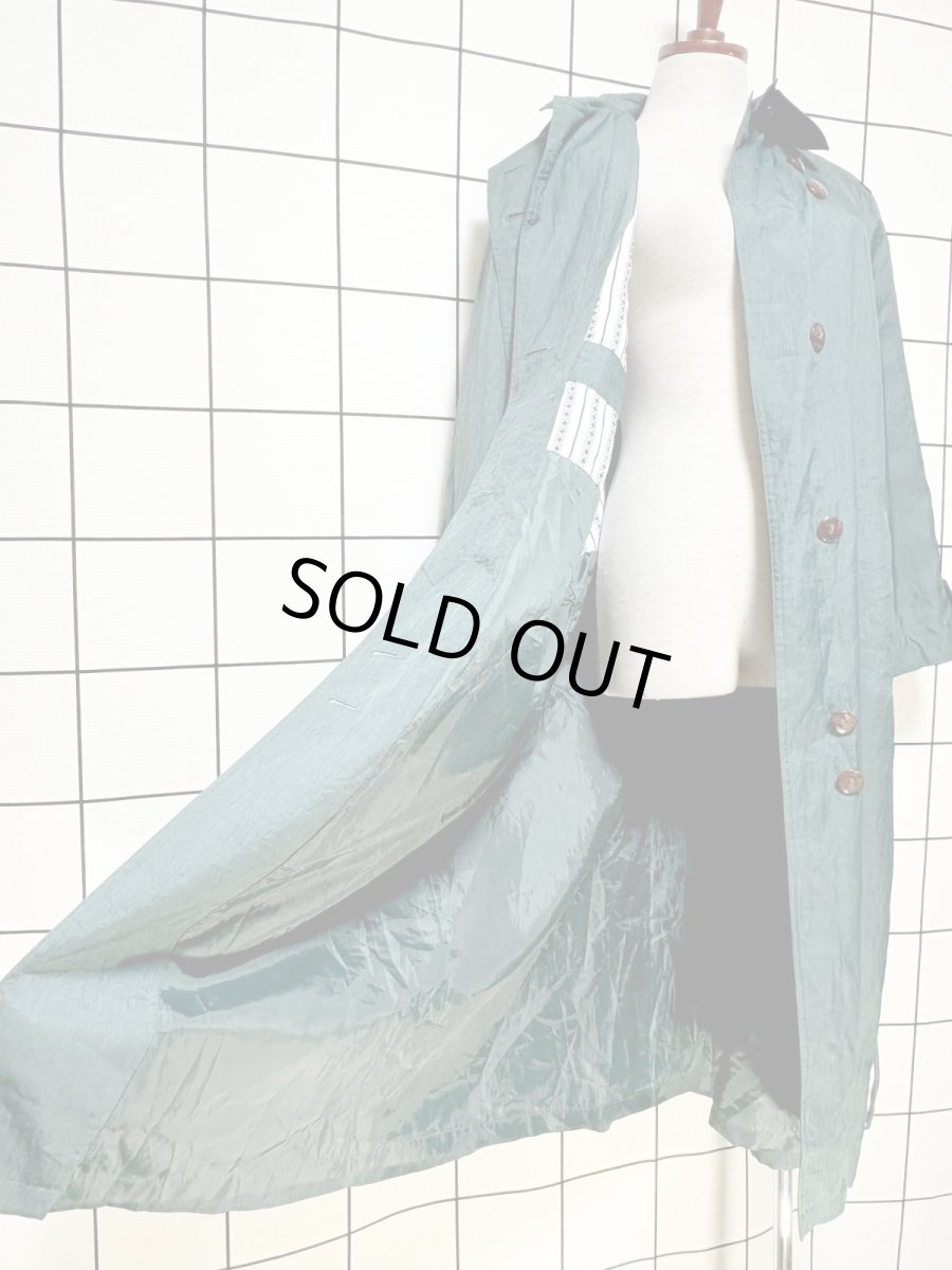 画像9: グリーン 無地 リボンベルト付 レトロ USA古着 ヴィンテージトレンチコート (9)