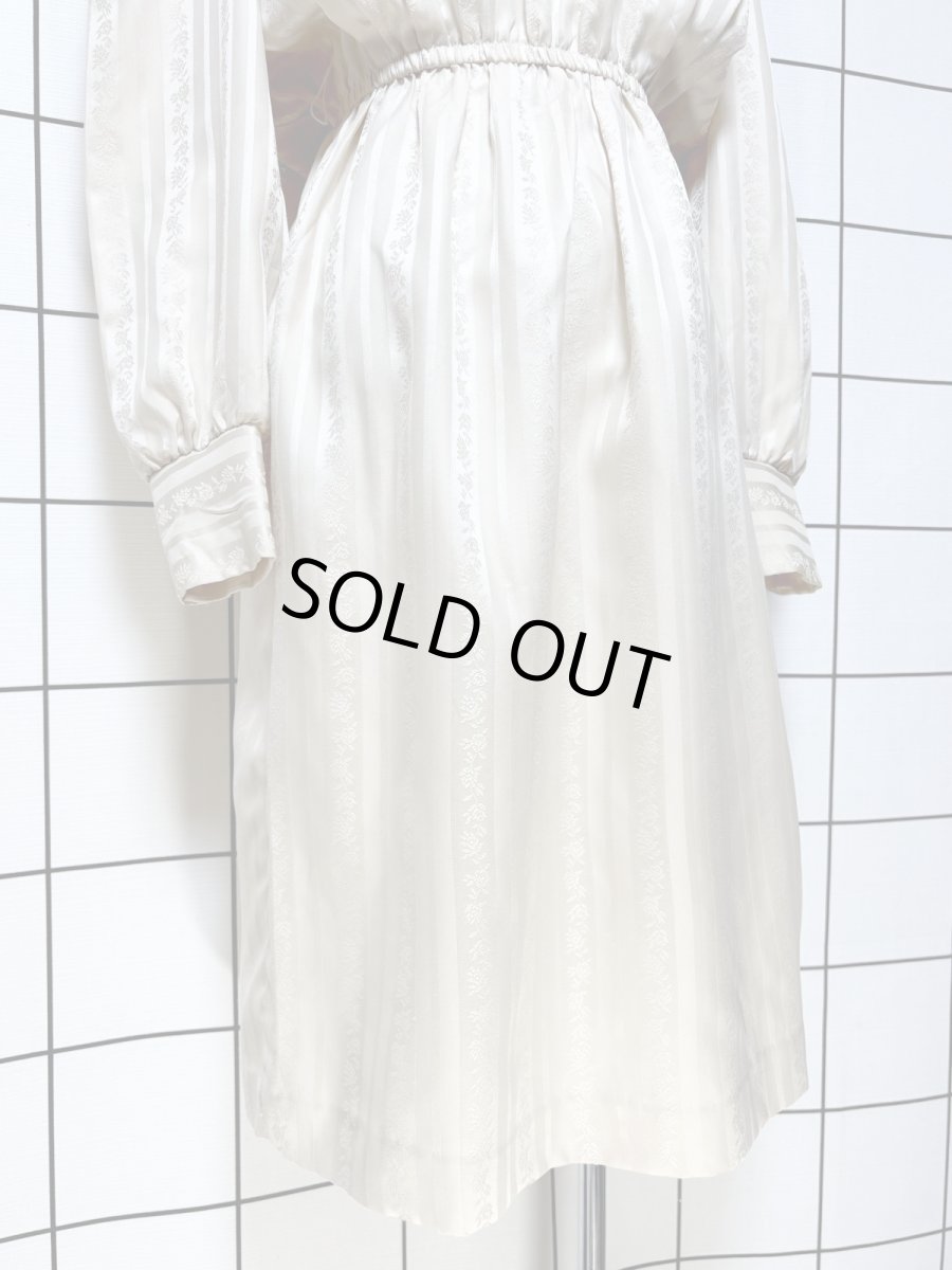 画像8: ストライプ 花織り ウエストゴム レトロ USA古着 ヴィンテージワンピース (8)