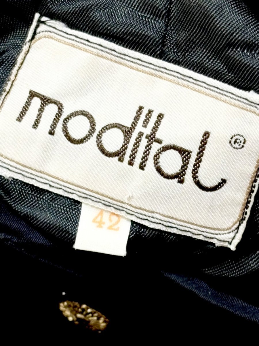 画像12: ベロア ブレード ブラック 高級感 ノーカラー レトロ ヨーロッパ古着 ヴィンテージジャケット (12)