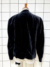 画像2: ベロア ブレード ブラック 高級感 ノーカラー レトロ ヨーロッパ古着 ヴィンテージジャケット (2)