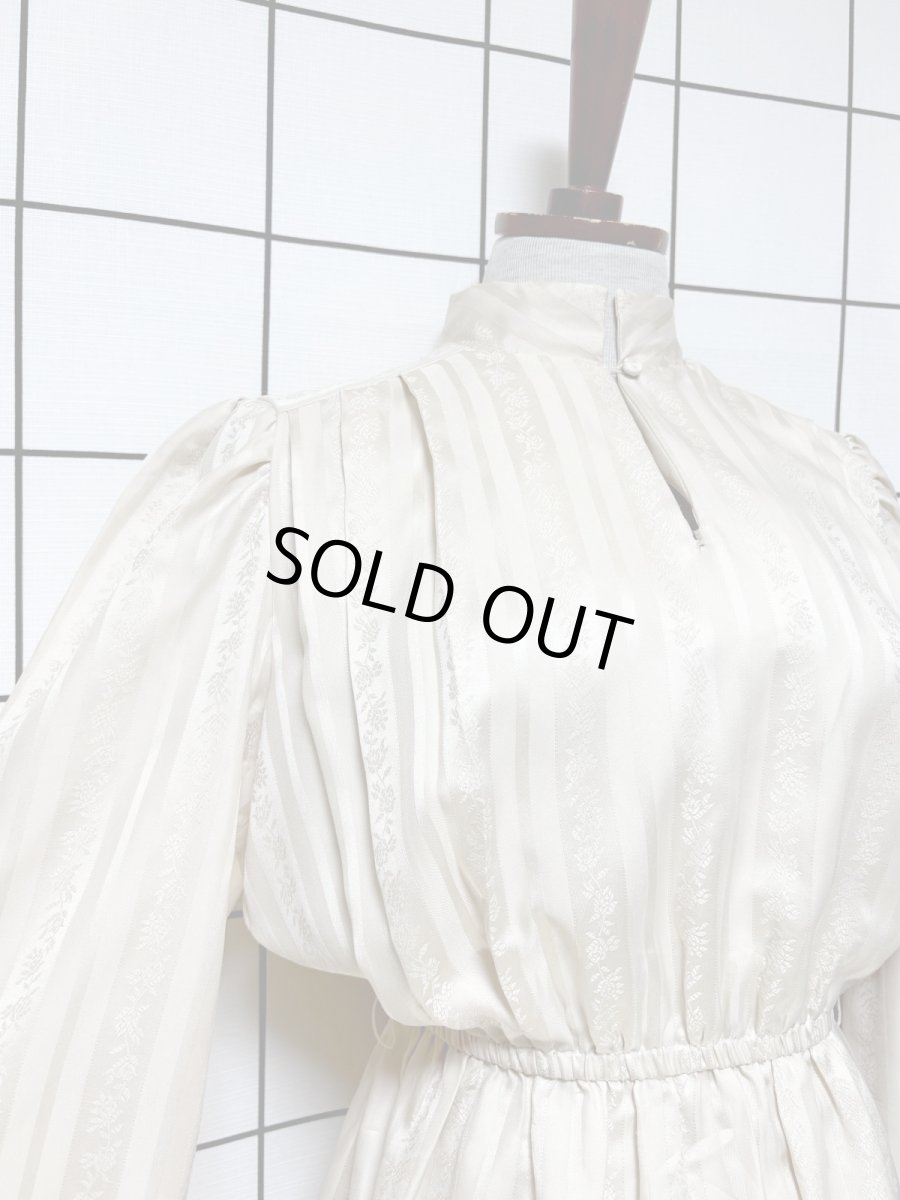 画像6: ストライプ 花織り ウエストゴム レトロ USA古着 ヴィンテージワンピース (6)