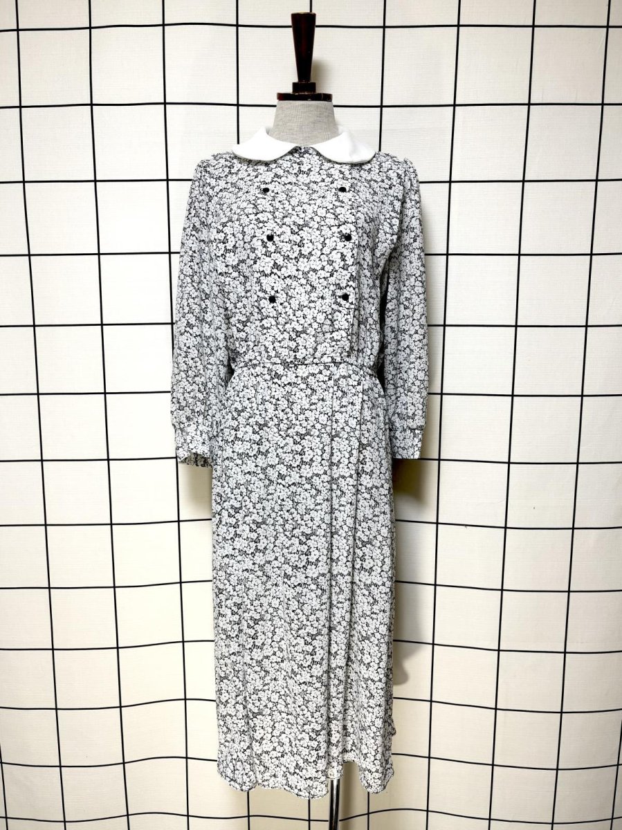 画像1: 花柄モチーフ UNIONMADE ホワイト ブラック ウエストゴム レトロ USA古着 ヴィンテージワンピース (1)