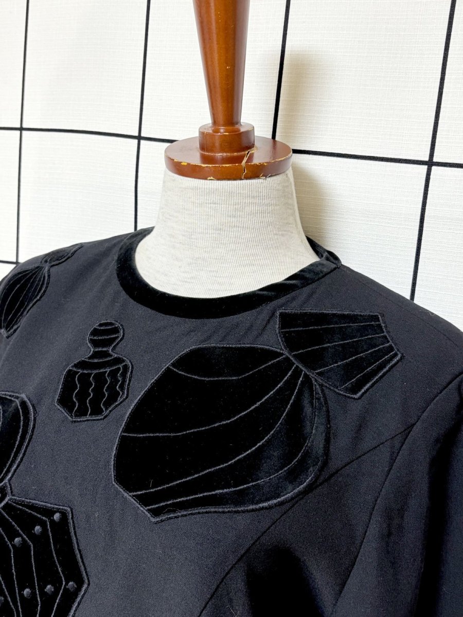 画像4: LouisFeraud ルイフェロー ドイツ製 ベロアパッチ ブラック 長袖 レトロ ヨーロッパ古着 ヴィンテージワンピース (4)