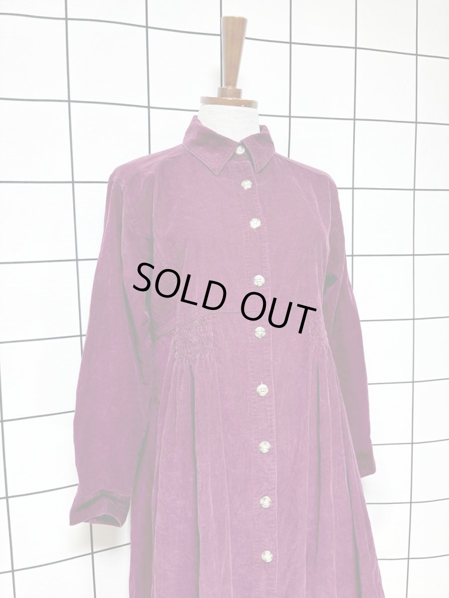 画像4: コーデュロイ 前開き バックリボン レトロ USA古着 ヴィンテージワンピース (4)