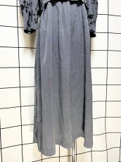 画像9: レイヤード風デザイン 花柄 バックリボン グレー レトロ El Salvador 古着 ヴィンテージワンピース (9)