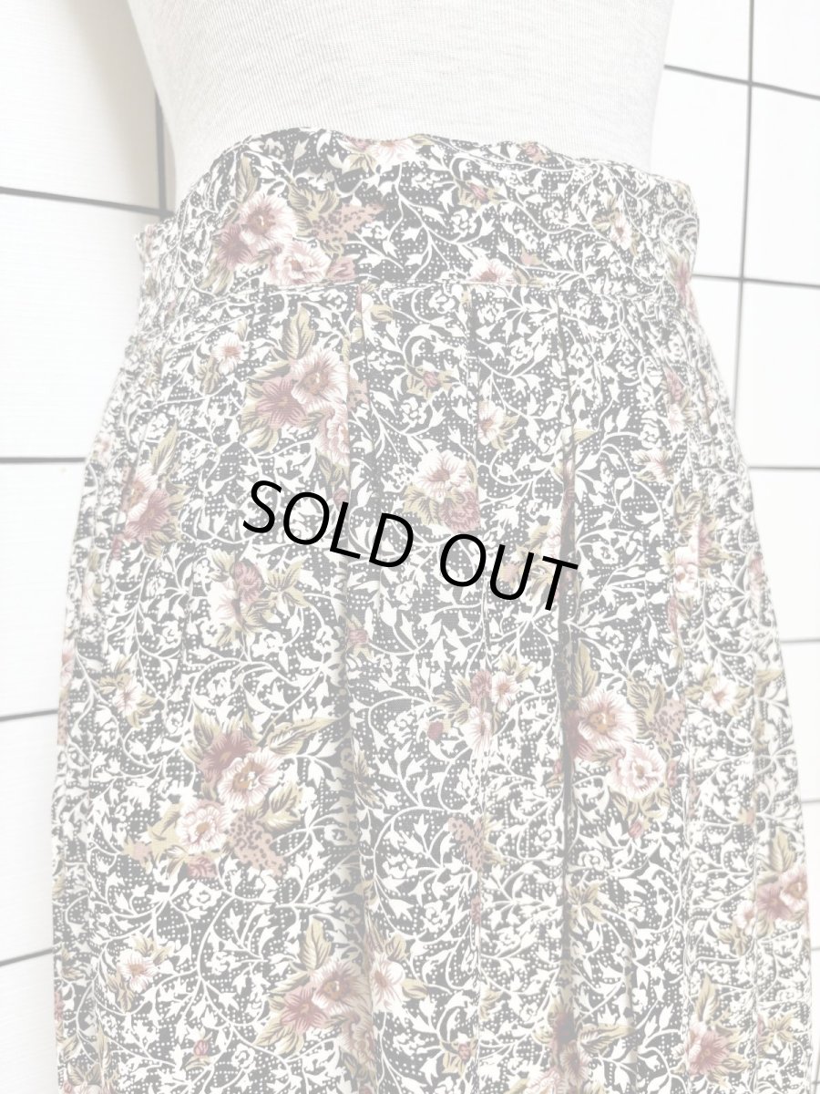 画像2: 花柄 ウエストゴム レトロ USA古着 ヴィンテージロングスカート (2)