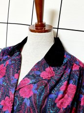 画像4: 薔薇柄 ペイズリー ベルベット切り替え UNIONMADE ウエストゴム レトロ 長袖 USA古着 ヴィンテージワンピース (4)