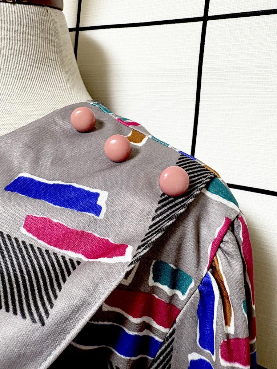 画像9: フロントティアードデザイン ウエストゴム レトロ USA古着 ヴィンテージワンピース (9)