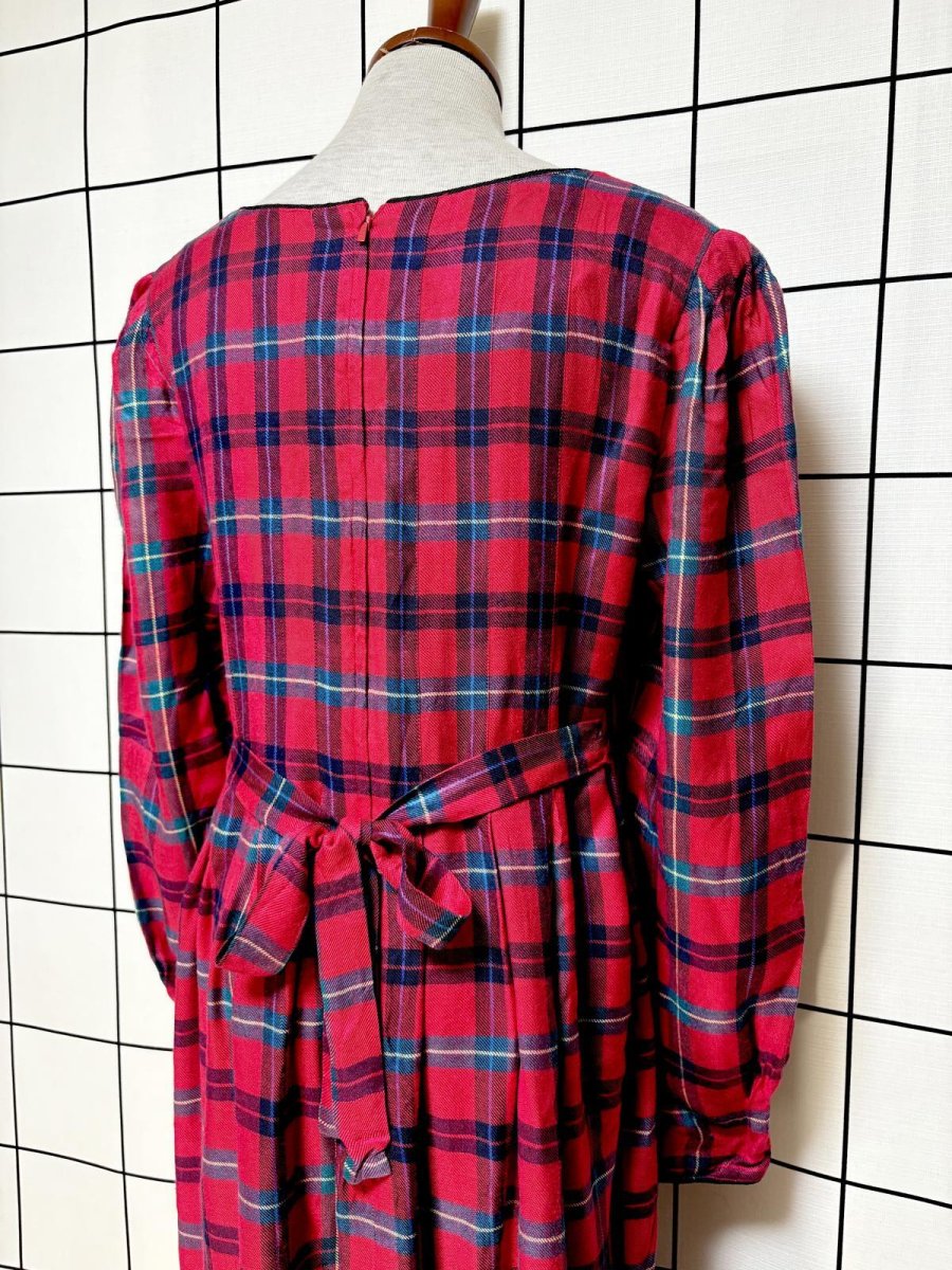 画像3: チャイナボタン装飾 チェック柄 レッド バックリボン レトロ USA古着 ヴィンテージワンピース (3)