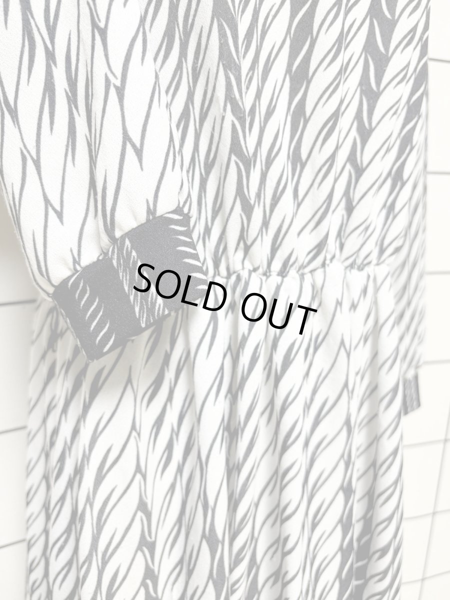 画像7: ストライプ モノクロ ウエストゴム レトロ USA古着 ヴィンテージワンピース (7)