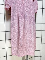 画像8: 総柄 大ぶりボタン ウエストゴム レトロ USA古着 ヴィンテージワンピース (8)