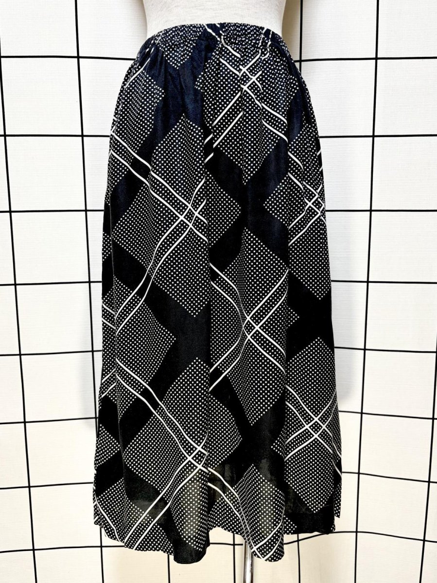 画像1: ドット柄 モノクロ ウエストゴム レトロ USA古着 ヴィンテージスカート (1)