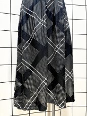 画像3: ドット柄 モノクロ ウエストゴム レトロ USA古着 ヴィンテージスカート (3)