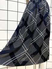 画像4: ドット柄 モノクロ ウエストゴム レトロ USA古着 ヴィンテージスカート (4)