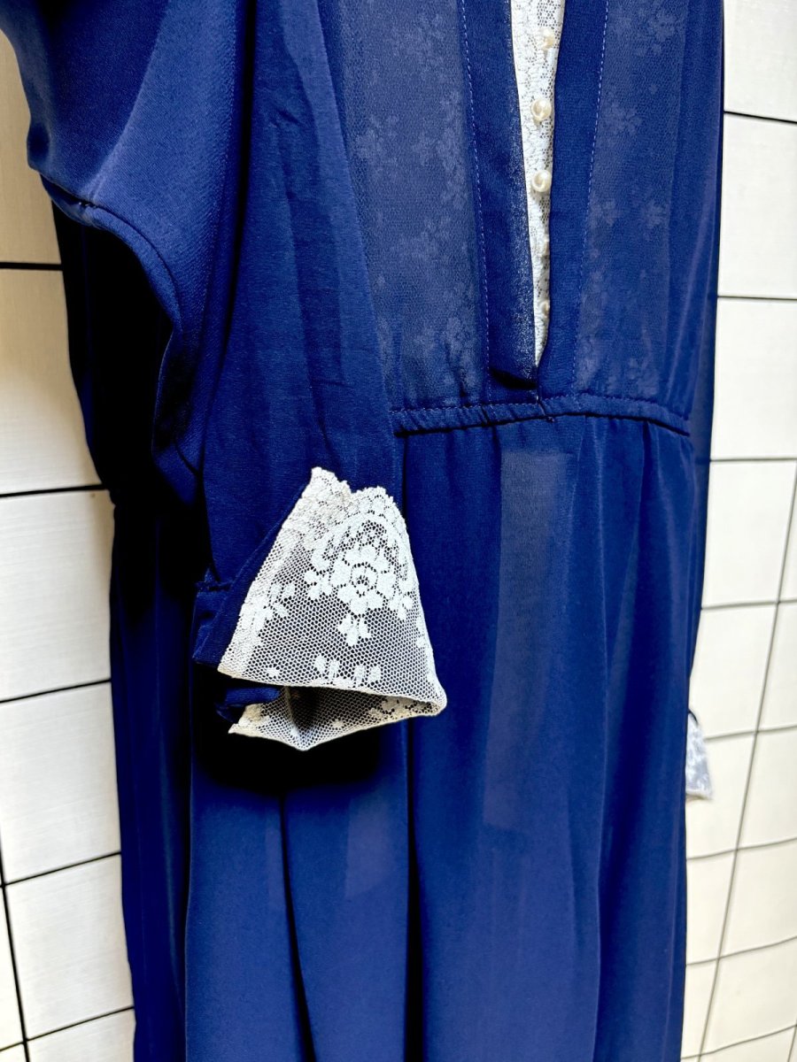 画像8: レース装飾 ネイビー レトロクラシカル  CANADA 古着 ヴィンテージドレス (8)