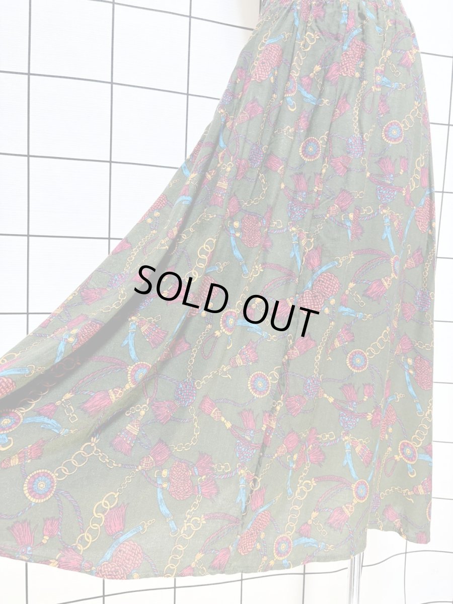 画像4: スカーフ柄 グリーン ウエストゴム レトロ 古着 ヴィンテージスカート (4)