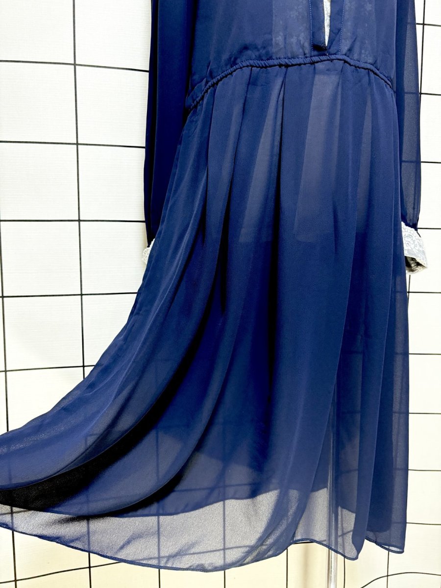 画像10: レース装飾 ネイビー レトロクラシカル  CANADA 古着 ヴィンテージドレス (10)