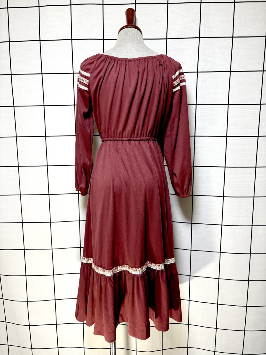 画像2: 花刺繡リボンテープ ダブルリボン ティアード レトロ USA古着 ヴィンテージワンピース (2)