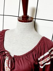画像4: 花刺繡リボンテープ ダブルリボン ティアード レトロ USA古着 ヴィンテージワンピース (4)