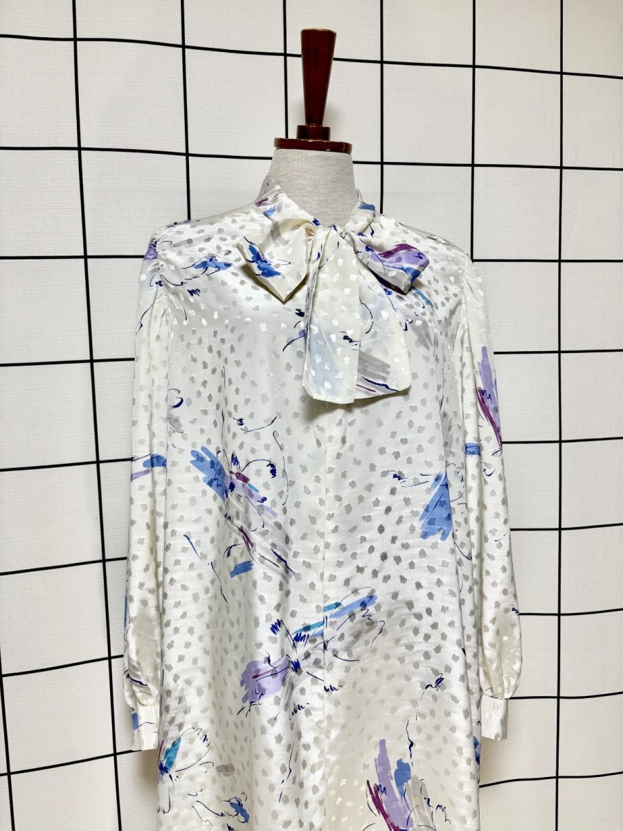 画像3: リボンタイ ホワイト アート柄 レトロ USA古着 ヴィンテージワンピース (3)