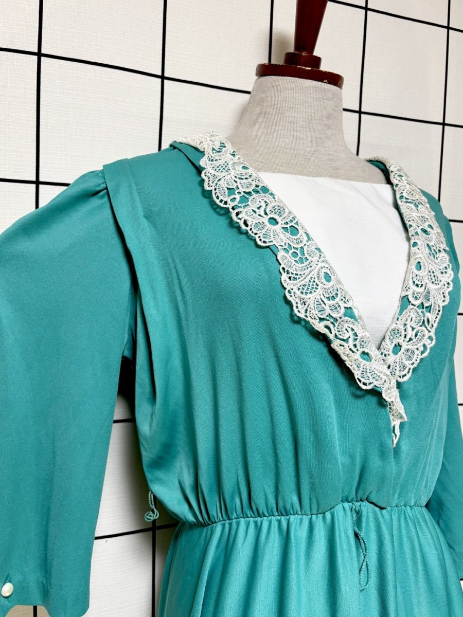 画像6: レース襟 無地 ウエストゴム レトロ USA古着 ヴィンテージワンピース (6)