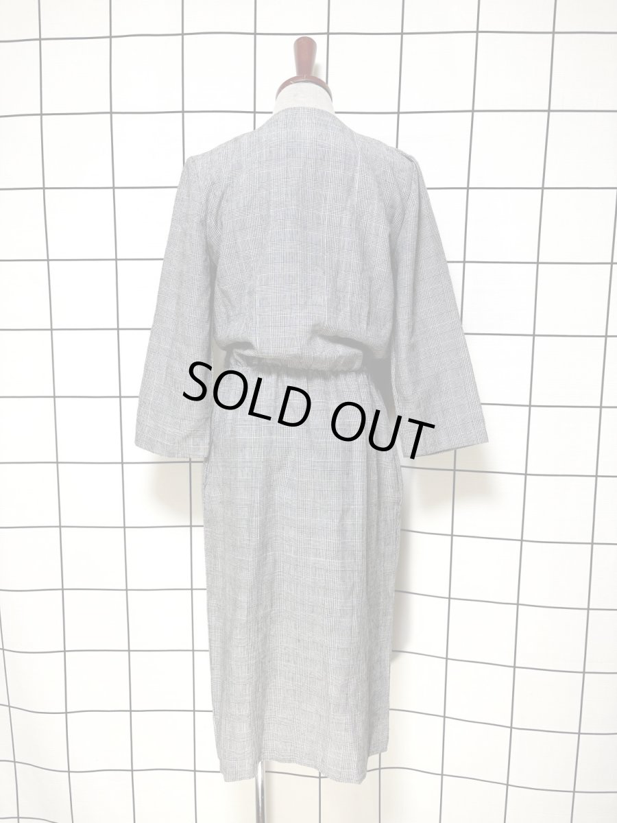 画像2: グレンチェック ポケットチーフ ウエストゴム レトロ 長袖 USA古着 ヴィンテージワンピース (2)